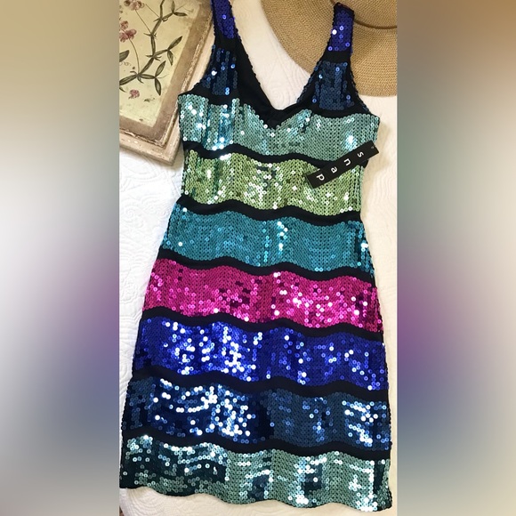 NWT Snap Vibrant Sequin Cocktail Dress - Picture 4 of 16